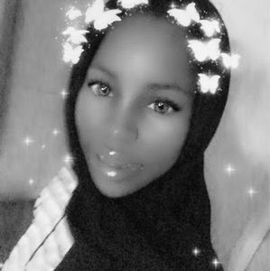 Meet your Posher, Amina